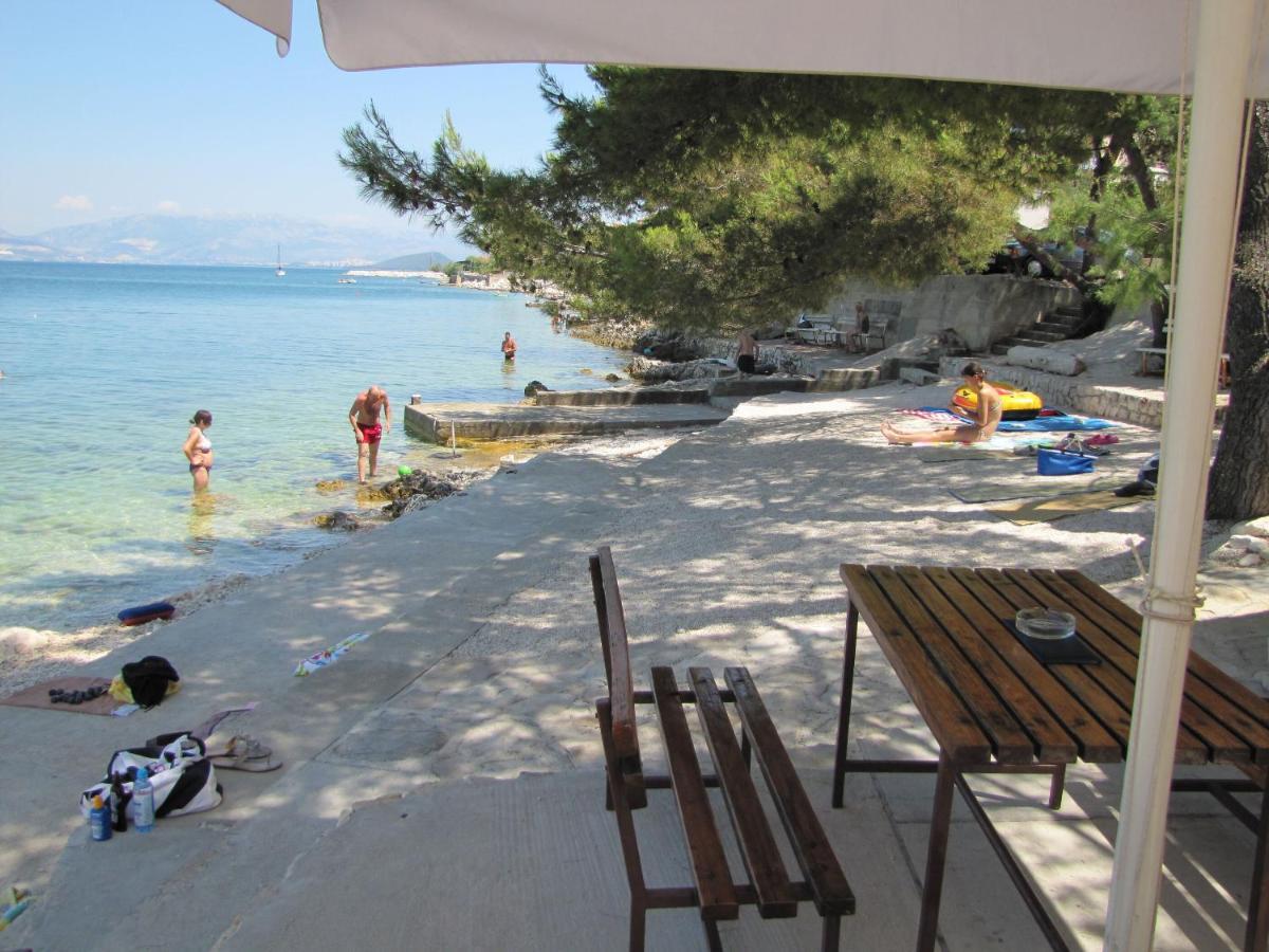 Apartment Roza Trogir Exterior photo